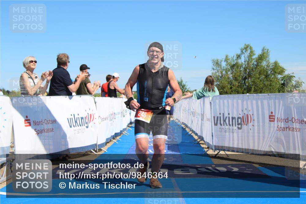 21.06.2026 - Viking Triathlon Markus Tischler http://msf.ph/oto/9846364 21.06.2026 16:24:51 Ziel 245, 283, 433 meine-sportfotos.de
