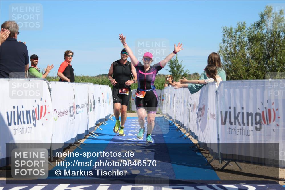 21.06.2026 - Viking Triathlon Markus Tischler http://msf.ph/oto/9846570 21.06.2026 16:33:11 Ziel 370, 424 meine-sportfotos.de