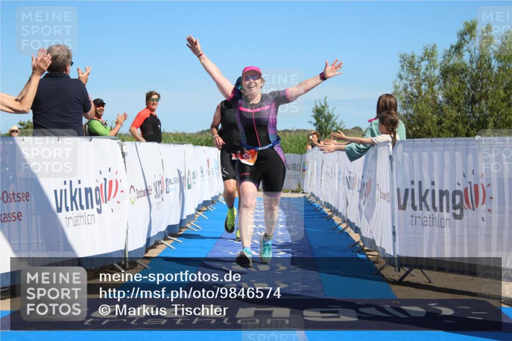 21.06.2026 - Viking Triathlon Markus Tischler http://msf.ph/oto/9846574 21.06.2026 16:33:12 Ziel 370, 424 meine-sportfotos.de