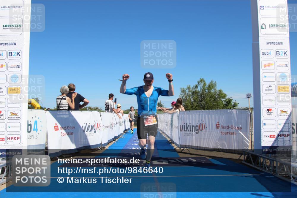 21.06.2026 - Viking Triathlon Markus Tischler http://msf.ph/oto/9846640 21.06.2026 16:35:16 Ziel 52, 379 meine-sportfotos.de