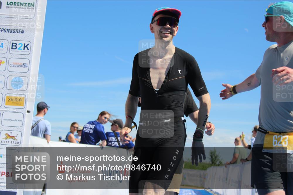 21.06.2026 - Viking Triathlon Markus Tischler http://msf.ph/oto/9846740 21.06.2026 15:02:55 Ziel 72, 95, 623 meine-sportfotos.de