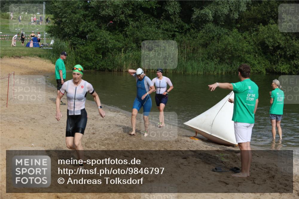 21.06.2026 - 29. Vierlanden-Triathlon Andreas Tolksdorf http://msf.ph/oto/9846797 21.06.2026 09:14:55 Schwimmen 248, 269, 294 meine-sportfotos.de