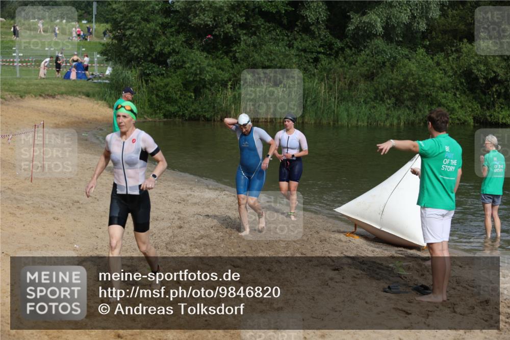 21.06.2026 - 29. Vierlanden-Triathlon Andreas Tolksdorf http://msf.ph/oto/9846820 21.06.2026 09:14:56 Schwimmen 248, 269, 294 meine-sportfotos.de