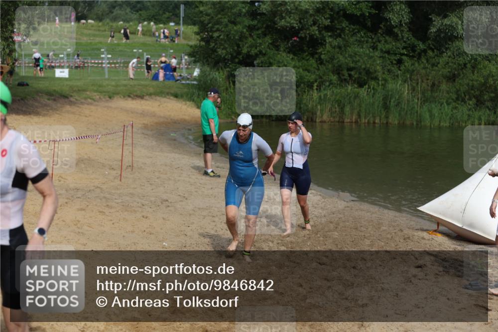 21.06.2026 - 29. Vierlanden-Triathlon Andreas Tolksdorf http://msf.ph/oto/9846842 21.06.2026 09:14:58 Schwimmen 248, 269, 294 meine-sportfotos.de