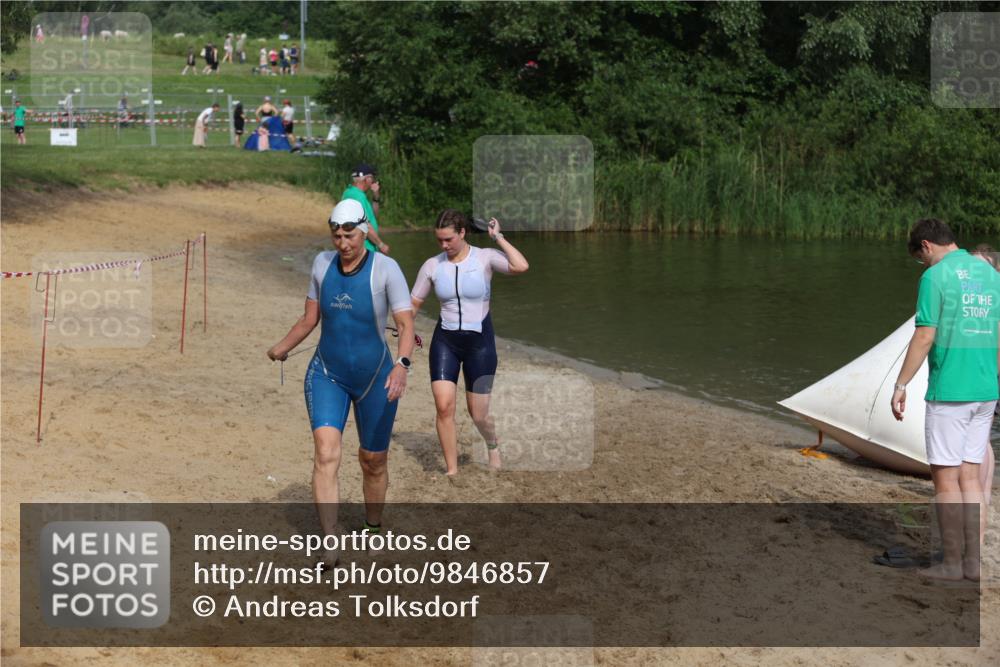 21.06.2026 - 29. Vierlanden-Triathlon Andreas Tolksdorf http://msf.ph/oto/9846857 21.06.2026 09:14:59 Schwimmen 248, 269, 294 meine-sportfotos.de
