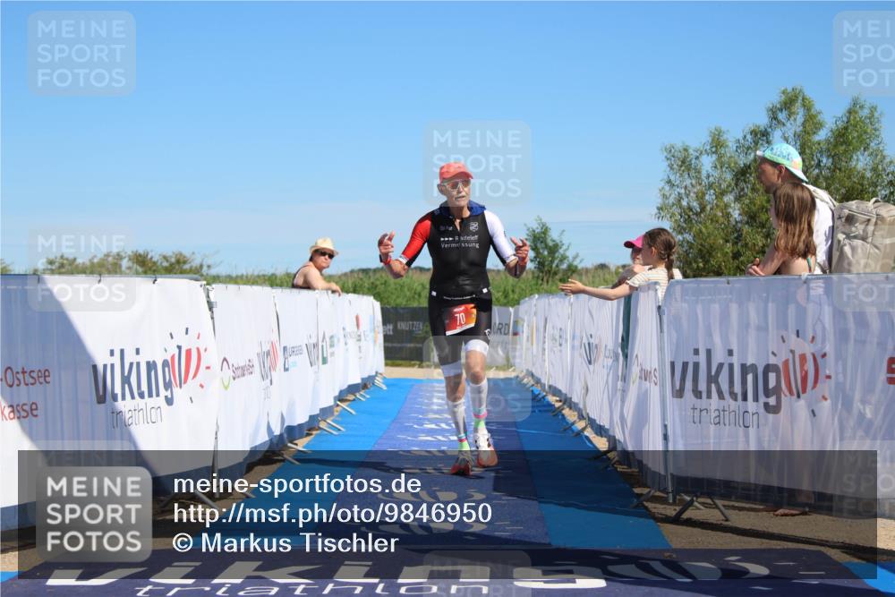 21.06.2026 - Viking Triathlon Markus Tischler http://msf.ph/oto/9846950 21.06.2026 16:40:04 Ziel 70 meine-sportfotos.de
