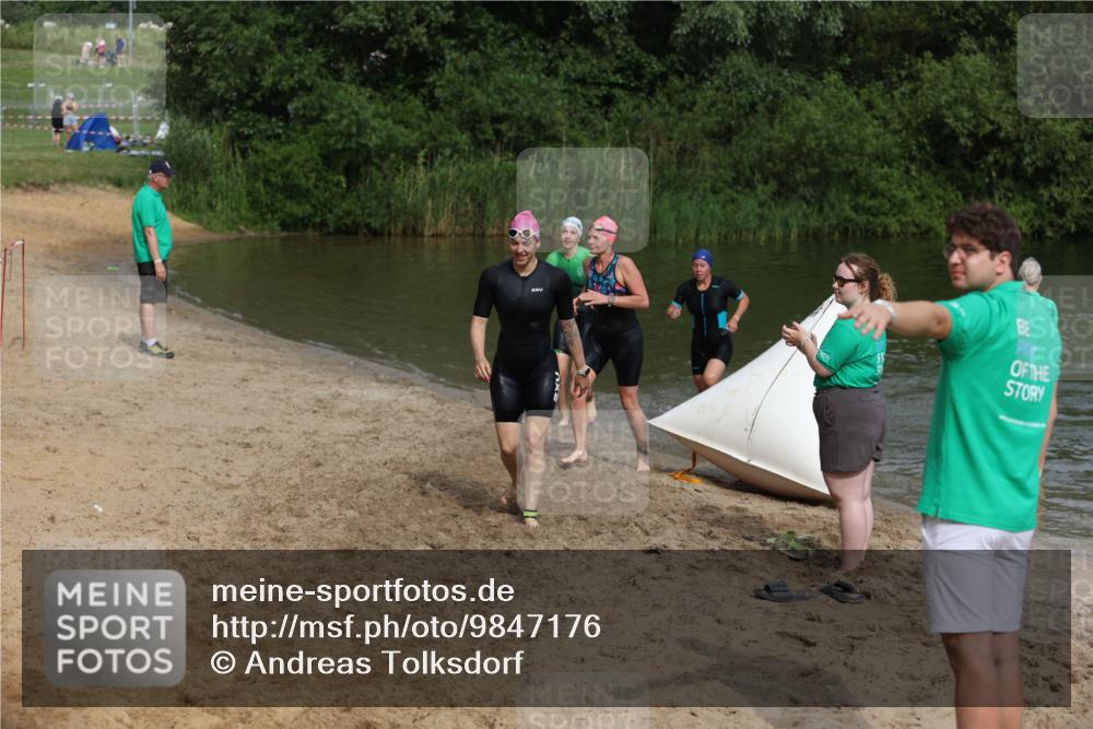 21.06.2026 - 29. Vierlanden-Triathlon Andreas Tolksdorf http://msf.ph/oto/9847176 21.06.2026 09:18:04 Schwimmen 232, 245, 259, 281 meine-sportfotos.de