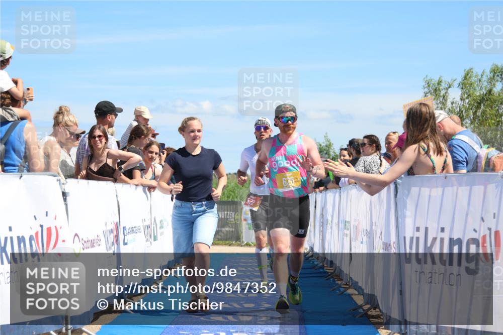 21.06.2026 - Viking Triathlon Markus Tischler http://msf.ph/oto/9847352 21.06.2026 15:10:36 Ziel 522, 620, 656 meine-sportfotos.de