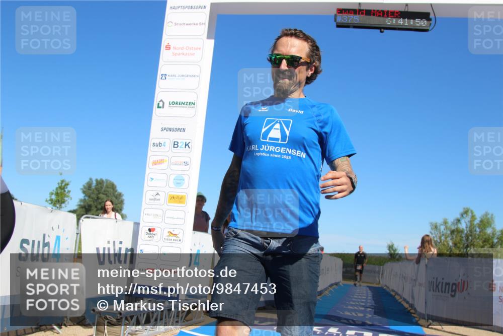 21.06.2026 - Viking Triathlon Markus Tischler http://msf.ph/oto/9847453 21.06.2026 16:50:13 Ziel 375, 631 meine-sportfotos.de