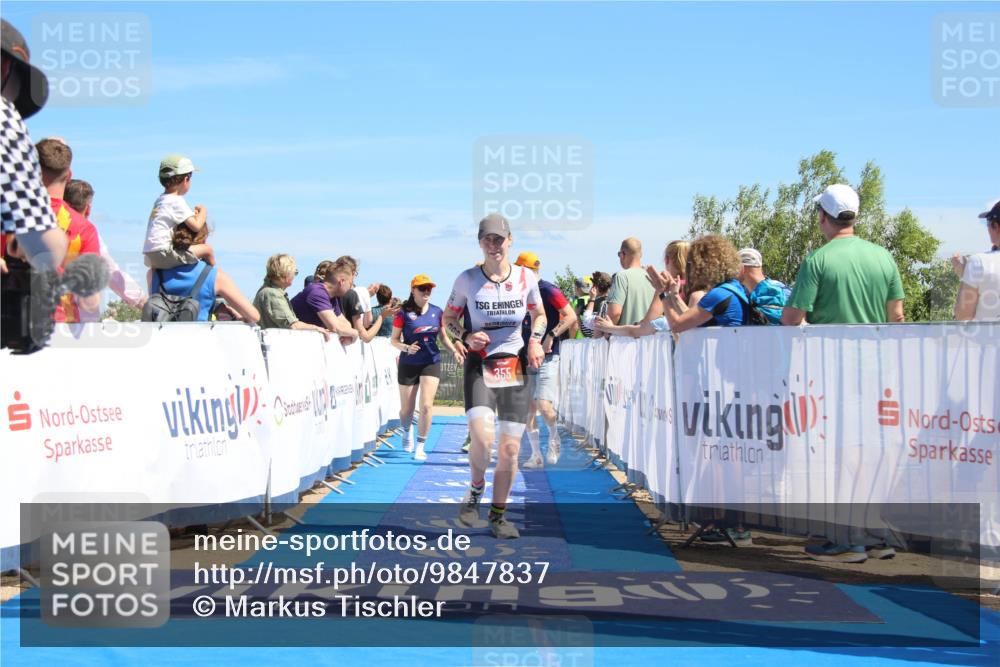 21.06.2026 - Viking Triathlon Markus Tischler http://msf.ph/oto/9847837 21.06.2026 15:15:13 Ziel 257, 355, 615 meine-sportfotos.de