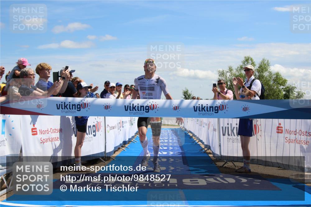 21.06.2026 - Viking Triathlon Markus Tischler http://msf.ph/oto/9848527 21.06.2026 13:40:38 Ziel 9 meine-sportfotos.de