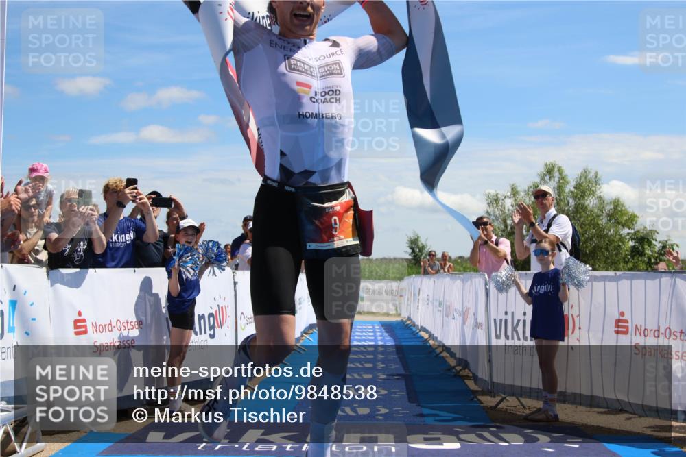 21.06.2026 - Viking Triathlon Markus Tischler http://msf.ph/oto/9848538 21.06.2026 13:40:39 Ziel 9 meine-sportfotos.de