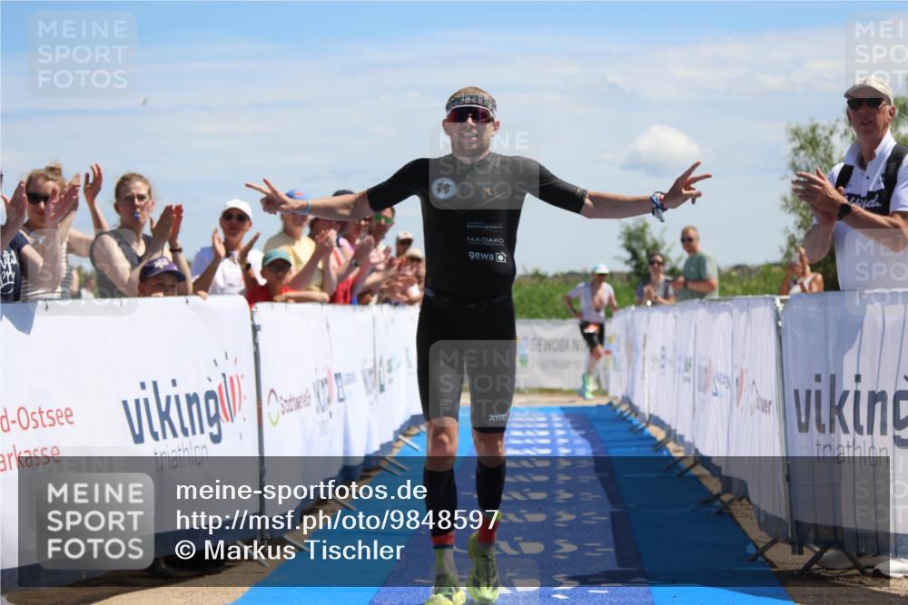 21.06.2026 - Viking Triathlon Markus Tischler http://msf.ph/oto/9848597 21.06.2026 13:47:25 Ziel 4 meine-sportfotos.de
