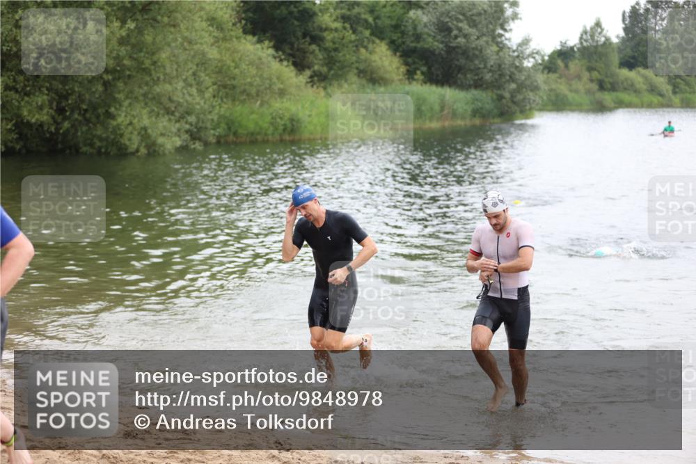 21.06.2026 - 29. Vierlanden-Triathlon Andreas Tolksdorf http://msf.ph/oto/9848978 21.06.2026 09:57:01 Schwimmen 312, 326, 344, 352, 363 meine-sportfotos.de
