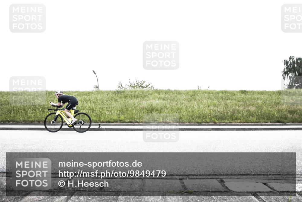 21.06.2026 - 29. Vierlanden-Triathlon H.Heesch http://msf.ph/oto/9849479 21.06.2026 10:27:58 Radfahren 272, 514, 543, 585 meine-sportfotos.de
