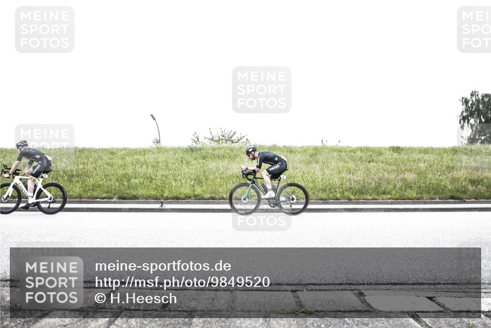 21.06.2026 - 29. Vierlanden-Triathlon H.Heesch http://msf.ph/oto/9849520 21.06.2026 10:28:37 Radfahren 61, 78, 99, 106, 197, 367, 387, 390, 508, 511, 535, 561, 592, 616 meine-sportfotos.de