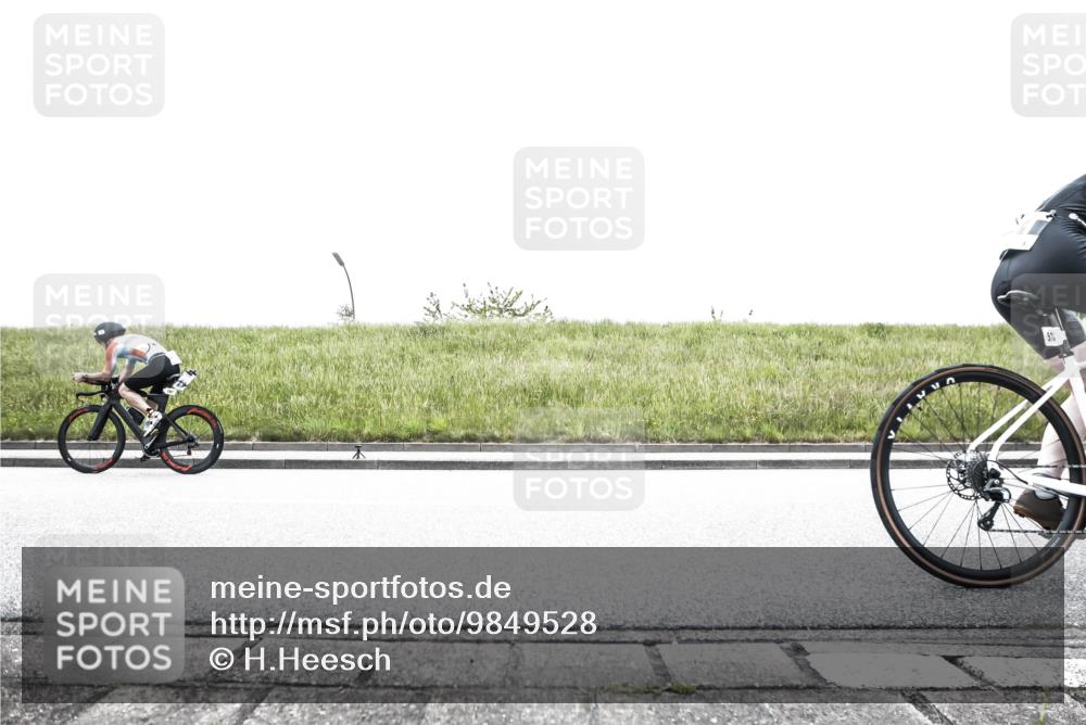 21.06.2026 - 29. Vierlanden-Triathlon H.Heesch http://msf.ph/oto/9849528 21.06.2026 10:28:38 Radfahren 99, 106, 197, 367, 387, 390, 508, 511, 535, 561, 592, 616 meine-sportfotos.de