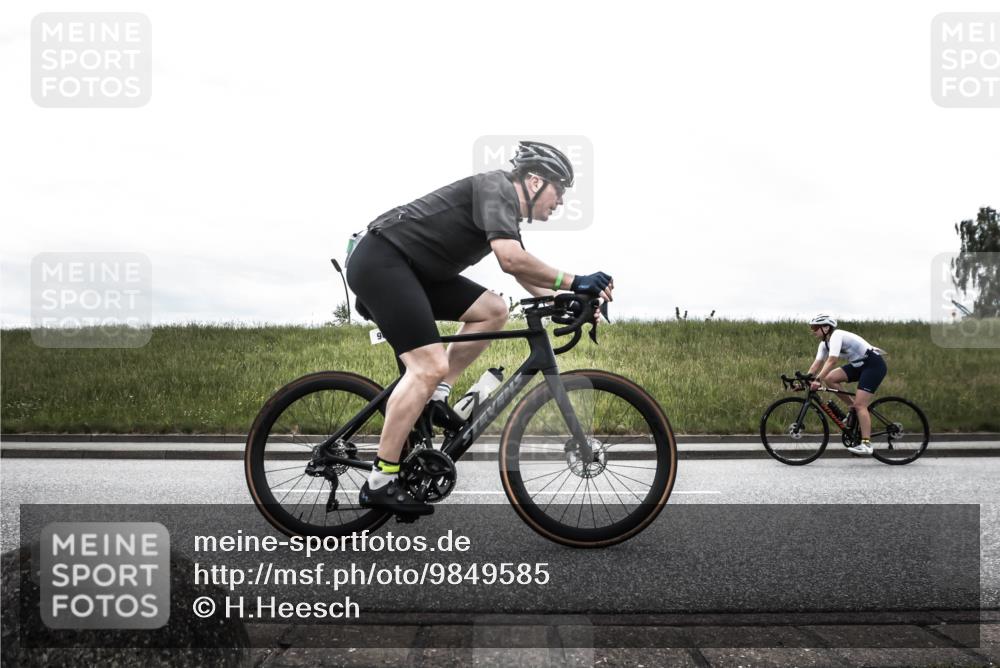 21.06.2026 - 29. Vierlanden-Triathlon H.Heesch http://msf.ph/oto/9849585 21.06.2026 12:04:19 Radfahren 269, 893, 894, 900 meine-sportfotos.de