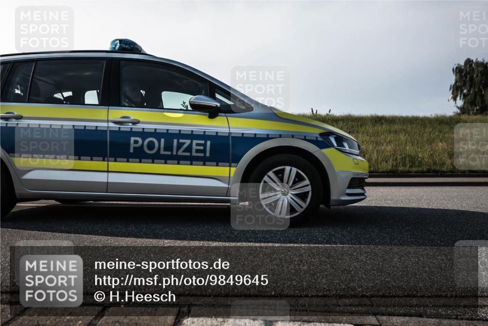 21.06.2026 - 29. Vierlanden-Triathlon H.Heesch http://msf.ph/oto/9849645 21.06.2026 08:05:18 Radfahren  meine-sportfotos.de