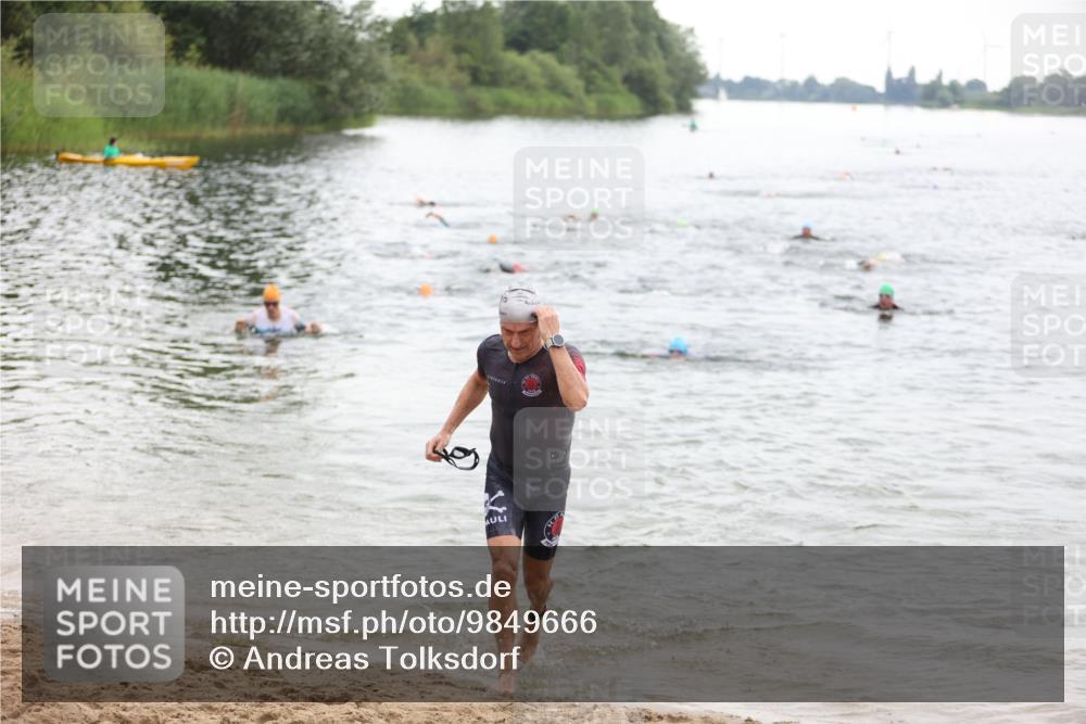 21.06.2026 - 29. Vierlanden-Triathlon Andreas Tolksdorf http://msf.ph/oto/9849666 21.06.2026 10:07:43 Schwimmen 434, 442, 449, 468 meine-sportfotos.de