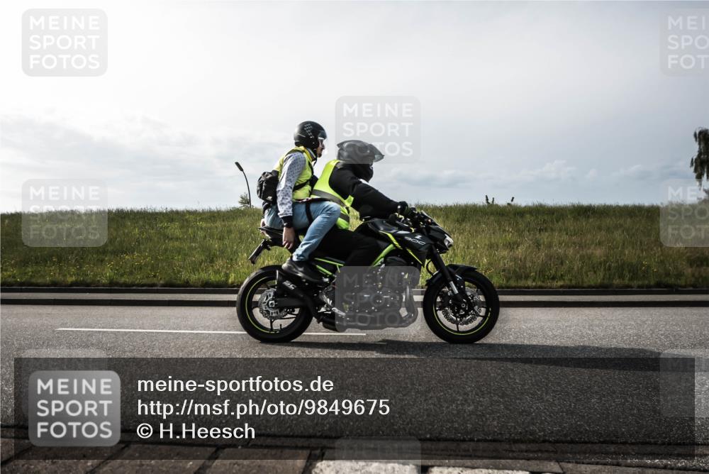 21.06.2026 - 29. Vierlanden-Triathlon H.Heesch http://msf.ph/oto/9849675 21.06.2026 08:32:44 Radfahren  meine-sportfotos.de
