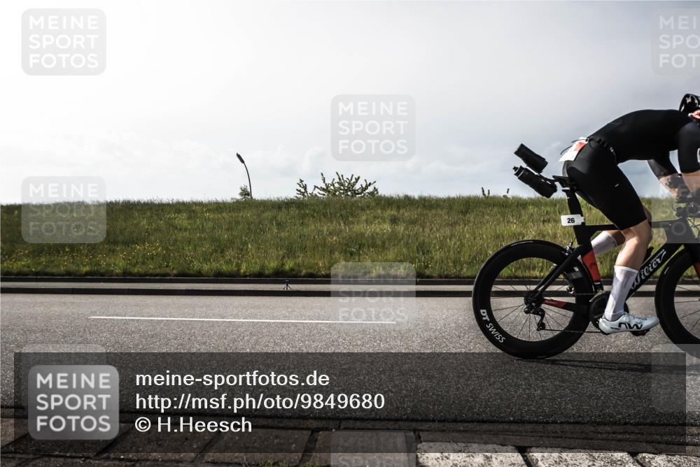 21.06.2026 - 29. Vierlanden-Triathlon H.Heesch http://msf.ph/oto/9849680 21.06.2026 08:40:51 Radfahren 2, 26 meine-sportfotos.de