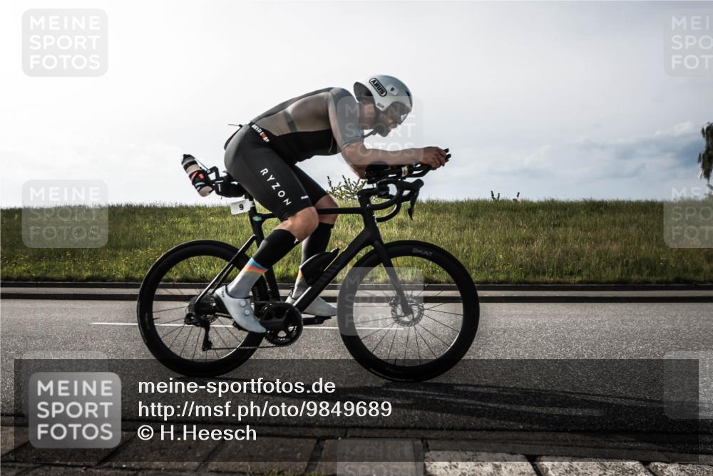 21.06.2026 - 29. Vierlanden-Triathlon H.Heesch http://msf.ph/oto/9849689 21.06.2026 08:42:16 Radfahren 9, 23 meine-sportfotos.de