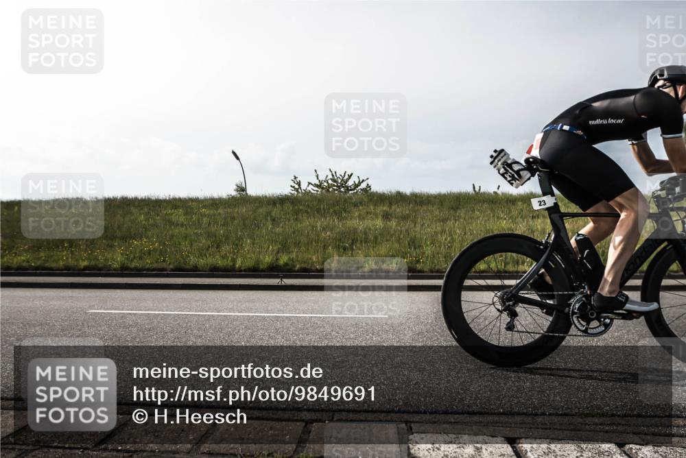 21.06.2026 - 29. Vierlanden-Triathlon H.Heesch http://msf.ph/oto/9849691 21.06.2026 08:42:17 Radfahren 9, 23 meine-sportfotos.de