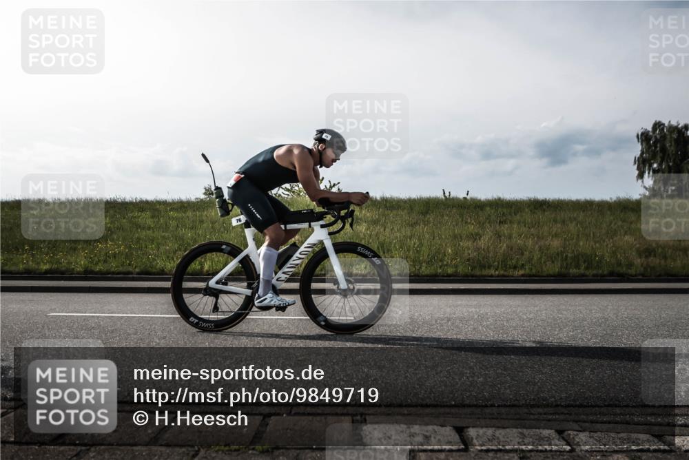 21.06.2026 - 29. Vierlanden-Triathlon H.Heesch http://msf.ph/oto/9849719 21.06.2026 08:46:45 Radfahren 46, 57, 76 meine-sportfotos.de