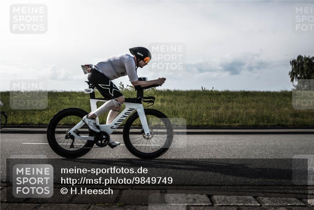 21.06.2026 - 29. Vierlanden-Triathlon H.Heesch http://msf.ph/oto/9849749 21.06.2026 08:49:20 Radfahren 164 meine-sportfotos.de