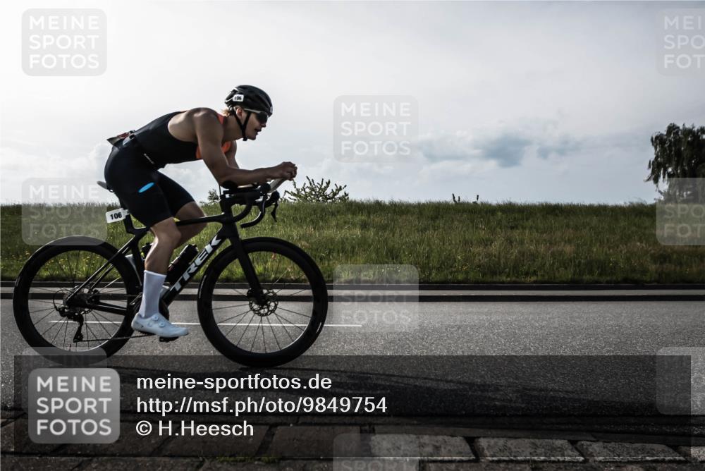 21.06.2026 - 29. Vierlanden-Triathlon H.Heesch http://msf.ph/oto/9849754 21.06.2026 08:50:21 Radfahren 106 meine-sportfotos.de