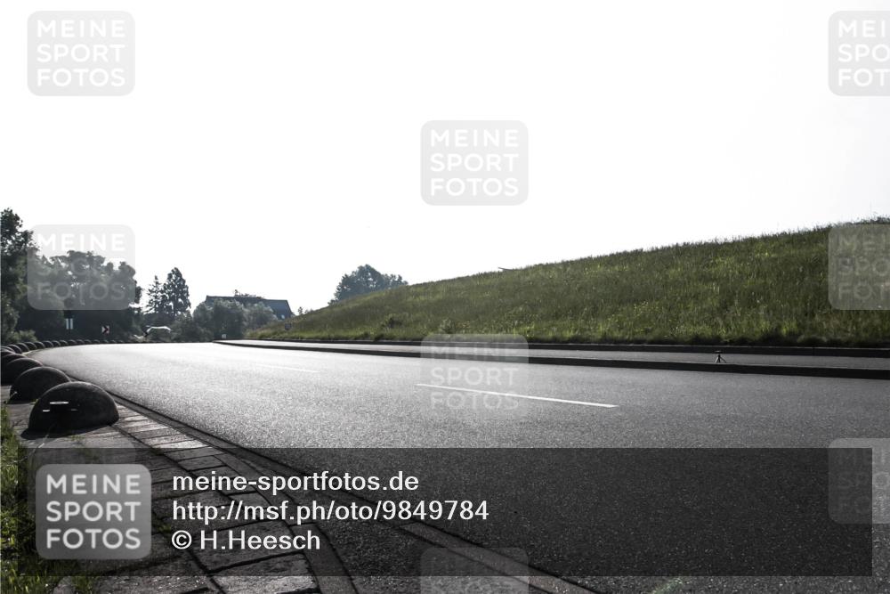 21.06.2026 - 29. Vierlanden-Triathlon H.Heesch http://msf.ph/oto/9849784 21.06.2026 08:13:37 Radfahren  meine-sportfotos.de
