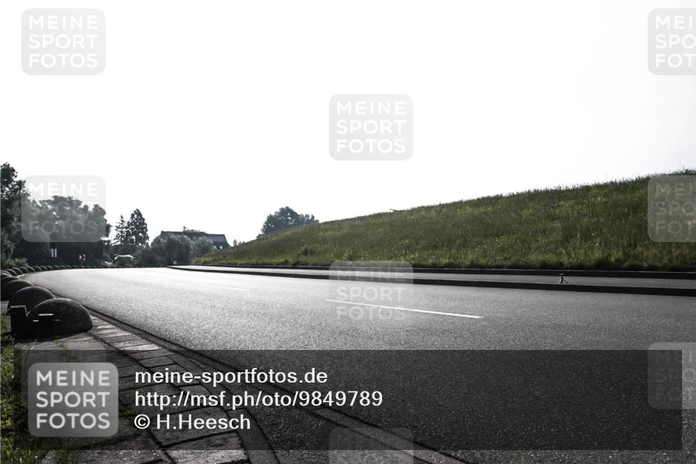 21.06.2026 - 29. Vierlanden-Triathlon H.Heesch http://msf.ph/oto/9849789 21.06.2026 08:20:01 Radfahren  meine-sportfotos.de