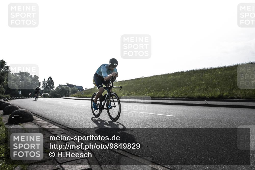 21.06.2026 - 29. Vierlanden-Triathlon H.Heesch http://msf.ph/oto/9849829 21.06.2026 08:45:42 Radfahren 24, 107 meine-sportfotos.de