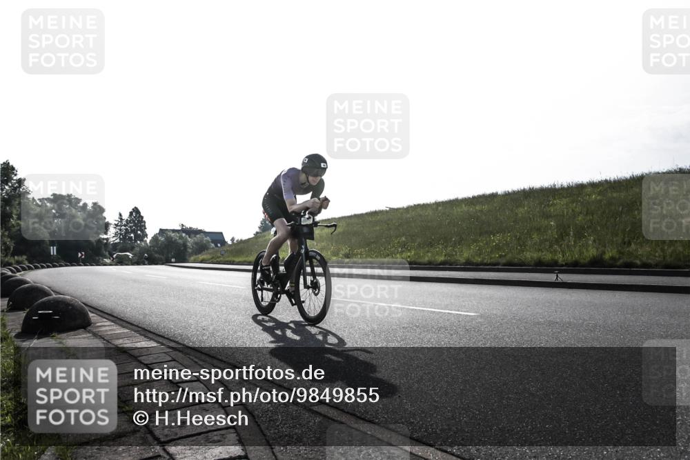 21.06.2026 - 29. Vierlanden-Triathlon H.Heesch http://msf.ph/oto/9849855 21.06.2026 08:47:41 Radfahren 45 meine-sportfotos.de