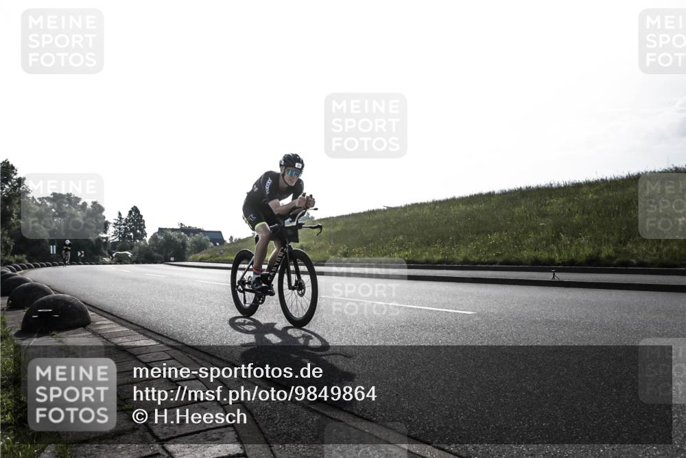 21.06.2026 - 29. Vierlanden-Triathlon H.Heesch http://msf.ph/oto/9849864 21.06.2026 08:48:24 Radfahren 10, 21 meine-sportfotos.de