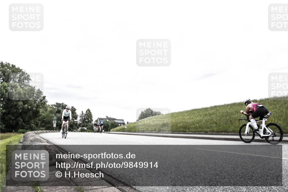 21.06.2026 - 29. Vierlanden-Triathlon H.Heesch http://msf.ph/oto/9849914 21.06.2026 10:27:31 Radfahren 87, 563 meine-sportfotos.de