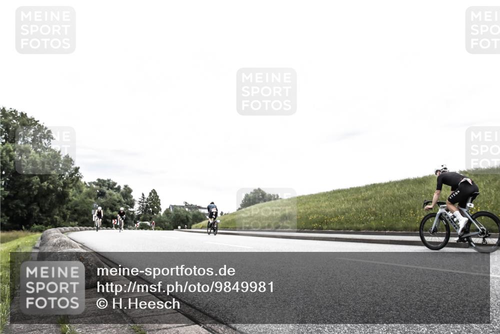 21.06.2026 - 29. Vierlanden-Triathlon H.Heesch http://msf.ph/oto/9849981 21.06.2026 10:28:35 Radfahren 99, 106, 197, 367, 387, 511, 535, 561, 592, 616 meine-sportfotos.de