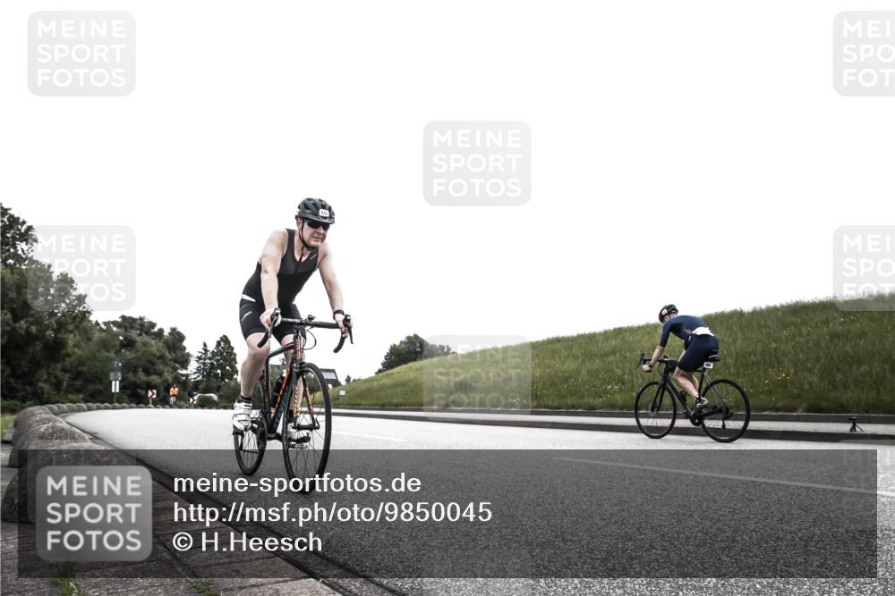 21.06.2026 - 29. Vierlanden-Triathlon H.Heesch http://msf.ph/oto/9850045 21.06.2026 12:02:52 Radfahren 292, 772, 846, 866, 869, 870, 881 meine-sportfotos.de