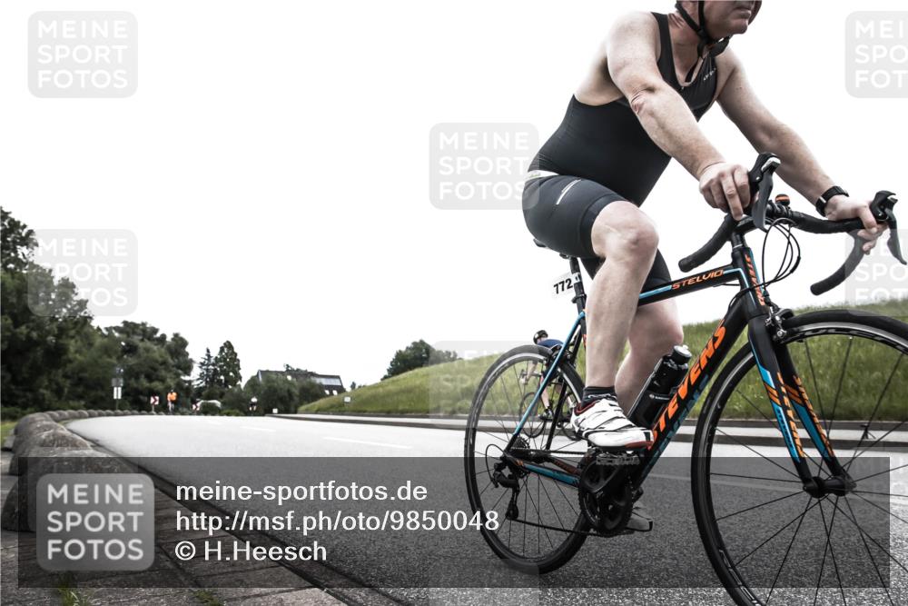 21.06.2026 - 29. Vierlanden-Triathlon H.Heesch http://msf.ph/oto/9850048 21.06.2026 12:02:52 Radfahren 292, 772, 846, 866, 869, 870, 881 meine-sportfotos.de
