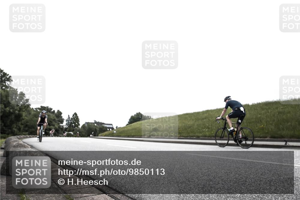 21.06.2026 - 29. Vierlanden-Triathlon H.Heesch http://msf.ph/oto/9850113 21.06.2026 12:05:43 Radfahren 767, 842, 849, 874, 918 meine-sportfotos.de