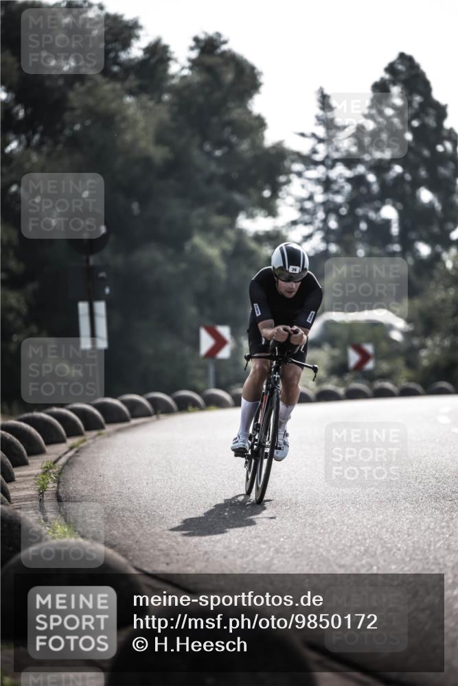21.06.2026 - 29. Vierlanden-Triathlon H.Heesch http://msf.ph/oto/9850172 21.06.2026 08:40:49 Radfahren 2, 26 meine-sportfotos.de