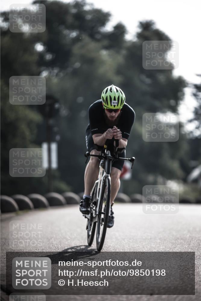 21.06.2026 - 29. Vierlanden-Triathlon H.Heesch http://msf.ph/oto/9850198 21.06.2026 08:41:45 Radfahren 16, 111 meine-sportfotos.de