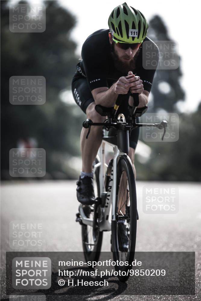 21.06.2026 - 29. Vierlanden-Triathlon H.Heesch http://msf.ph/oto/9850209 21.06.2026 08:41:46 Radfahren 16, 111 meine-sportfotos.de