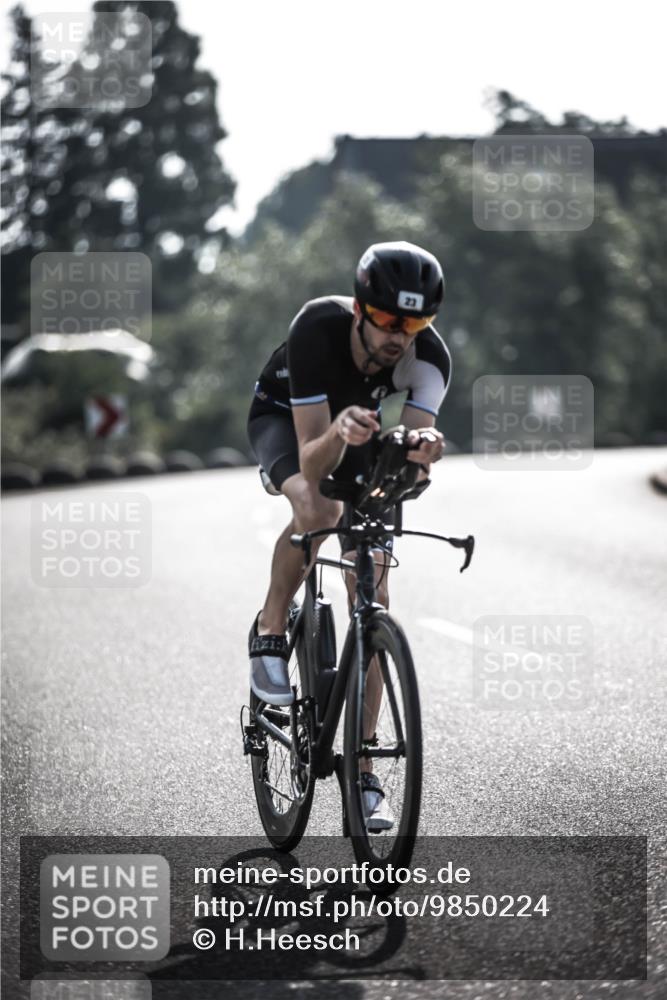 21.06.2026 - 29. Vierlanden-Triathlon H.Heesch http://msf.ph/oto/9850224 21.06.2026 08:42:16 Radfahren 9, 23 meine-sportfotos.de