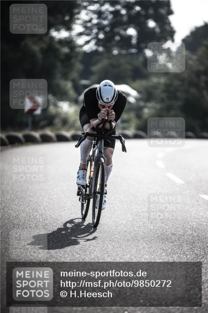21.06.2026 - 29. Vierlanden-Triathlon H.Heesch http://msf.ph/oto/9850272 21.06.2026 08:44:32 Radfahren 79 meine-sportfotos.de