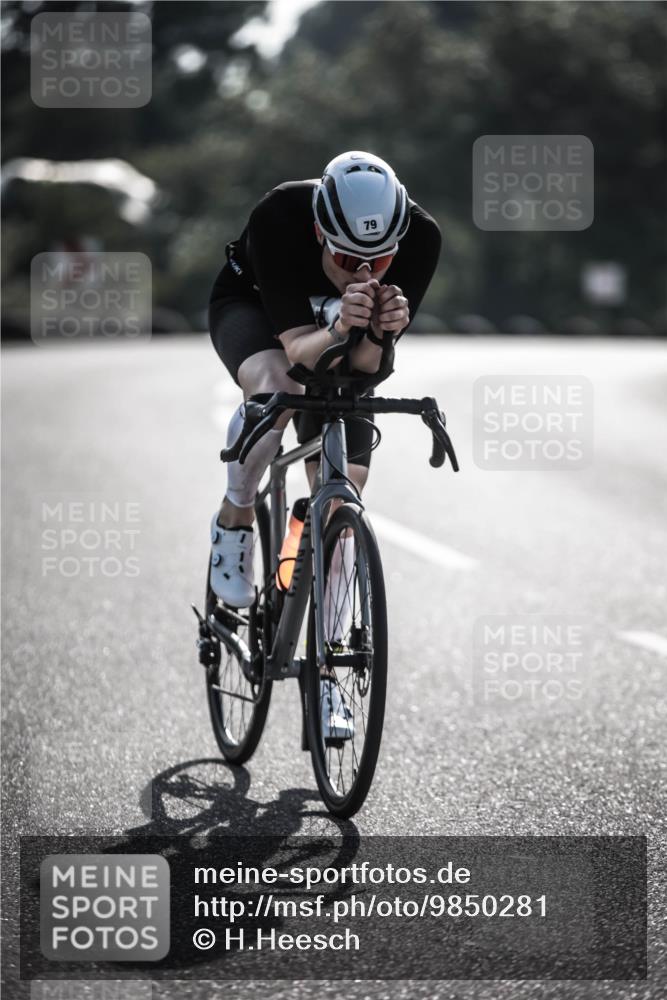21.06.2026 - 29. Vierlanden-Triathlon H.Heesch http://msf.ph/oto/9850281 21.06.2026 08:44:33 Radfahren 79 meine-sportfotos.de