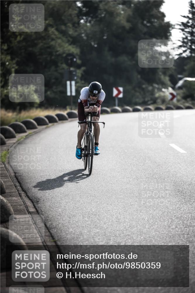 21.06.2026 - 29. Vierlanden-Triathlon H.Heesch http://msf.ph/oto/9850359 21.06.2026 08:45:54 Radfahren 36, 60 meine-sportfotos.de