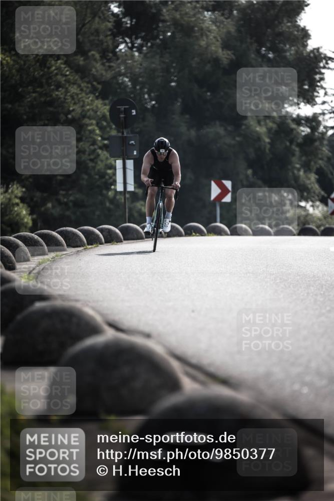 21.06.2026 - 29. Vierlanden-Triathlon H.Heesch http://msf.ph/oto/9850377 21.06.2026 08:46:58 Radfahren 13, 212 meine-sportfotos.de