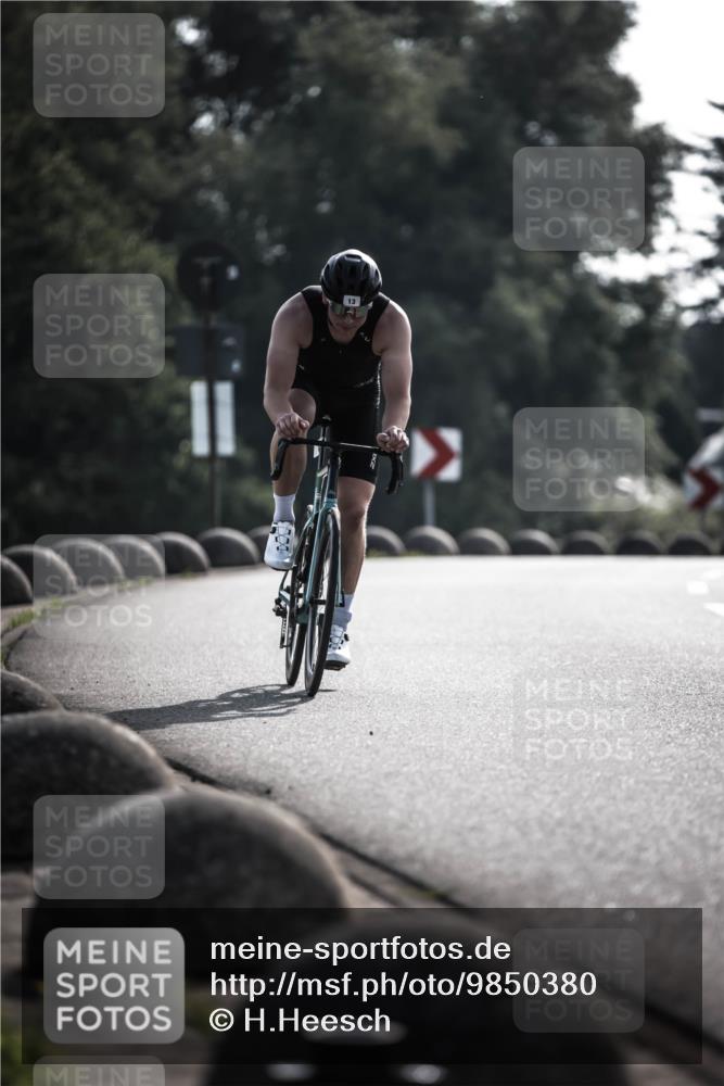 21.06.2026 - 29. Vierlanden-Triathlon H.Heesch http://msf.ph/oto/9850380 21.06.2026 08:46:59 Radfahren 13, 212 meine-sportfotos.de
